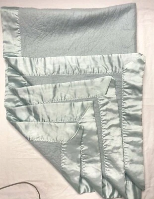 Manta térmica para bebé azul claro de colección borde satinado grande 41X57 Foto 1 de 4