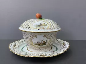 Meissen Zanzariera con coperchio reticolata con sottopiatto, XIX secolo, scene lungomare 2, rara - Foto 1 di 21