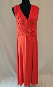 Very vibrant orange women dress by Liz Lange with a buckle in the center D-6 - Picture 1 of 3