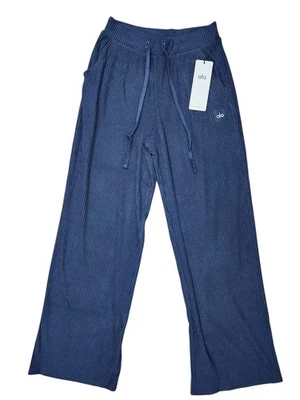 Alo Yoga Muse Wide Leg Pant Navy Women's Size Medium New  - Image 1 of 4