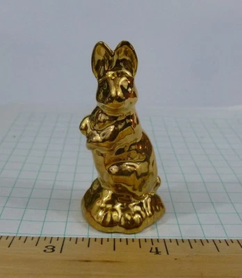 Wade Rabbit, 2" tall special gold color ceramic Wade Fair 2005 figurine - Image 1 of 2