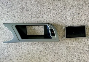 Schermo e Mascherina Display Audi A4/Q5 2007/2012 - Foto 1 di 3