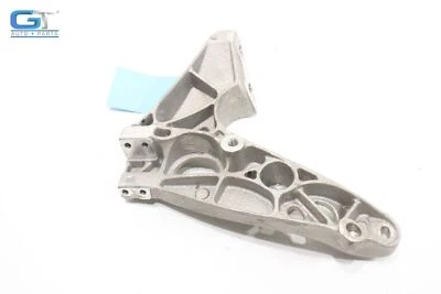 2007 - 2017 年 ASTON MARTIN V8 VANTAGE 右座椅皮带安装支架固定器 原始设备制造商 — 第 1/4 张图片