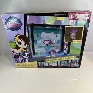 SAY AHH TO THE SPA NUEVO EN CAJA - Auténtica tienda de mascotas Littlest - Hasbro LPS - Imagen 1 de 9