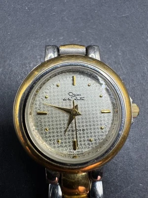 Vintage Oscar de la Renta Studio Two-Tone Watch Houndstooth Dial 294-Y121A 25mm - Image 1 of 4