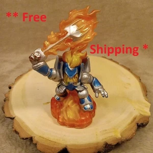 Figura Encendedor Legendario Skylanders Gigantes Fire Elemental 2012 Modelo #84499888 - Imagen 1 de 8