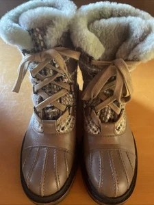 Chanel Tan Tweed and Leather Combat Boot 38.5 - Picture 1 of 11