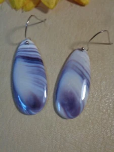 .75" x 1.75" Oval Purple & White Wampum Earrings - Picture 1 of 3