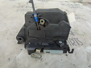 LAND ROVER FREELANDER FRONT RIGHT DRIVER DOOR LOCK GENUINE 97820556767 S84-04 - Picture 1 of 11