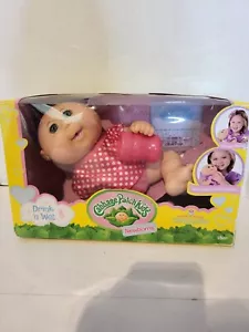 NUOVO Cabbage Patch Bambini Neonati 2017 Drink N' Wet "Lillian Paige" Bambola Bambina - Foto 1 di 5