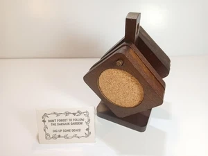 Vintage Goodwood Holz & Kork Tasse/Glas Untersetzer 6er Set hängend auf Ständer - Bild 1 von 4