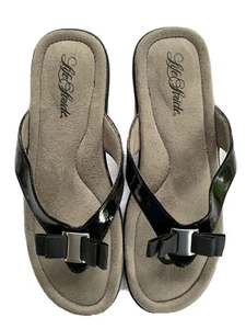 Life Stride Womens Flip Flop Sandals Size 9.5M Black Patent Leather - Picture 1 of 4