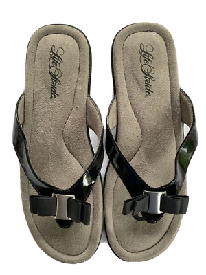 Life Stride Womens Flip Flop Sandals Size 9.5M Black Patent Leather - Изображение 1 из 4