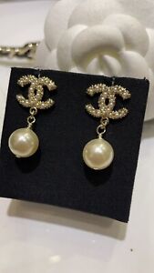 Chanel vintage Pearl earrings gold diamond Classic double CC