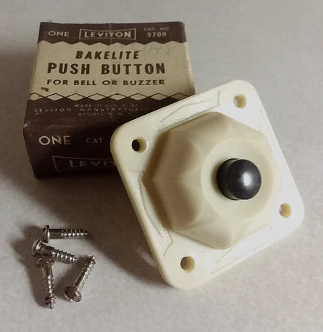 VINTAGE LEVITON BAKELITE PUSH BUTTON BELL BUZZER DOORBELL #9700 WHITE/IVORY NEW Cover