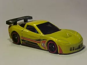 3 INCH 2005 Chevrolet Corvette C6-R Hot Wheels Redline 1/64 Diecast Mint Loose - Picture 1 of 5
