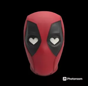 Deadpool Helmet - Picture 1 of 4