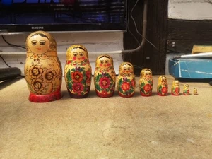 Vintage Russian Matryoshka Nesting Dolls Set Of 9 - Hand Painted USSR 1970s - Picture 1 of 5