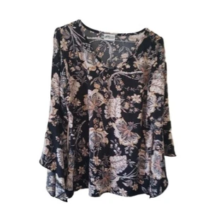Collections Etc. Floral Long Flutter Sleeve Blouse - Picture 1 of 3