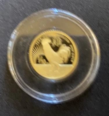 Perth Mint 1/10 Oz 2005 Luner Year Of The Rooster .999 Pure Gold Coin In Capsule - Image 1 of 2