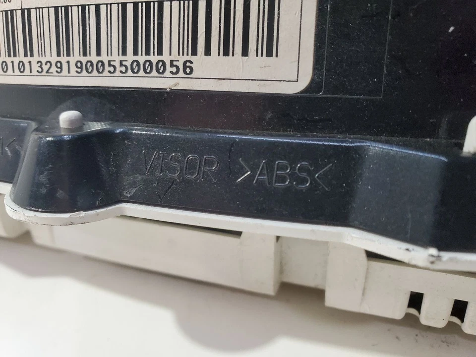 Medidor de velocímetro usado se adapta a: Land Rover Lr3 2006 grupo de gasolina con centavo de mensaje Foto 1 de 4