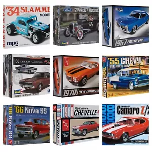 Model Kits Various Classic Cars New Priced Each - Picture 1 of 10