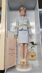 Franklin Mint "Diana The People's Princess" Portrait Doll New in Box W Papers