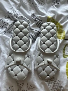 Grey Flip Flops – EVA Material, Textured grip. Size 6.5/7 (42/43) NEW - Picture 1 of 3