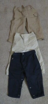 Pantalones de vestir/caqui 24 meses, 18 meses, azul marino y tostado, buen estado, juego de 3 Foto 1 de 4