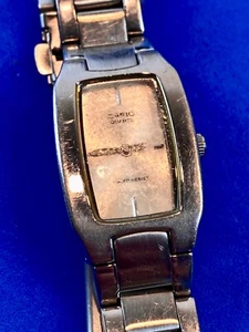 Women's Casio Silver Tone Watch, Lots Of Scratches,Fresh Battery, Working Well! - Picture 1 of 11