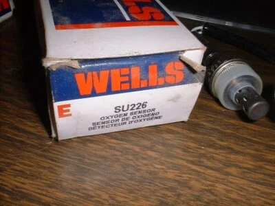 Lincoln MKZ (2007-2010)  FITS A LOT OTHERS  4WIRE OXYGEN SENSOR WELLS-JAPAN - Image 1 of 4