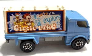 2003 Matchbox Billboard Truck Mickey Mouse & Donald Duck Explore Circle Lake - Picture 1 of 6