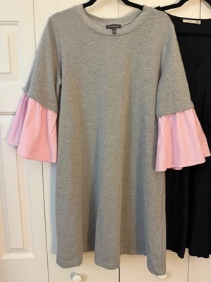 Vestido Luxology - Talla L - Material Sudadera Gris con Mangas Rayas Rosa. Foto 1 de 4