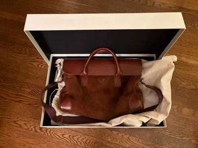 Maletín de gamuza marrón Bennett Winch Foto 1 de 4