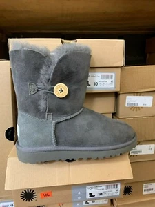 Bambini UGGS K Baileys Bottone Grigio 5991 Taglia 13-2 - Foto 1 di 3