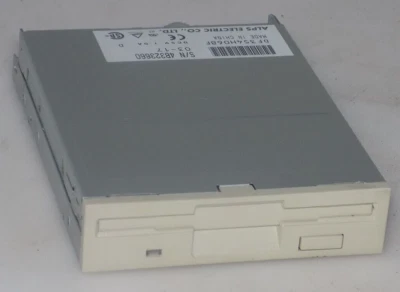 Unidad de disquete IDE Alps DF354H068F 02-03 3,5" 1,44 MB con bisel beige Foto 1 de 4