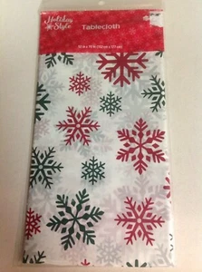 HOLIDAY STYLE Plastic Tablecloth 52 X 72" Red & & Green Snowflakes Lightweight - Picture 1 of 2