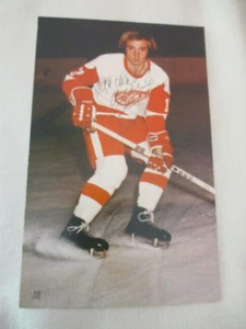 Postal vintage autografiada de Pierre Jarry de los años 70 Detroit Red Wings - Imagen 1 de 2