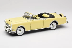 92798 Packard Caribbean Convertible Yellow Road Signature 1:18 - Foto 1 di 8