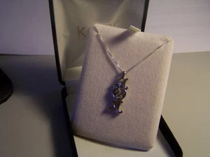 NUEVO COLGANTE Y CADENA CORAZONES ABIERTOS KAY JEWELERS JANE SEYMOUR 14 DIAMANTES "MAMÁ" - Imagen 1 de 9