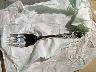 Nuevo tenedor para servir carne fría Wallace Sir Christopher de plata esterlina Foto 1 de 2