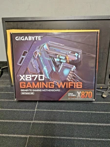 GIGABYTE X870 GAMING WIFI 6 AMD SOCKET AM5 LGA 1718, ATX, DDR5, 3x M.2, - Imagen 1 de 13