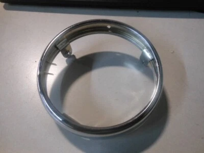 Llanta de faro NOS compatible con: Suzuki 78 DR370 DS80 DS100 DS125 DS185 35111-46430 Foto 1 de 3