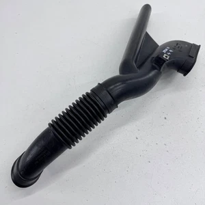 VAUXHALL CORSA D AIR INTAKE PIPE 55557182 1.4 PETROL A14XER 10-14 - Picture 1 of 14