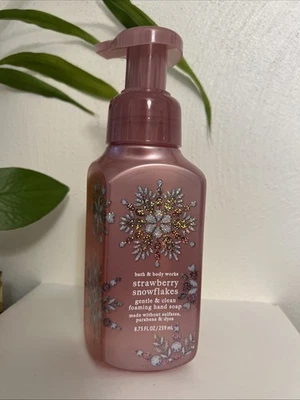 Bath & Body Works STRAWBERRY SNOWFLAKES Gentle Foaming Hand Soap 8.75 oz - Image 1 of 4
