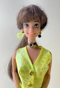 Barbie Cut and Style #12643 Mattel Anno 1994 Bruna - Foto 1 di 4