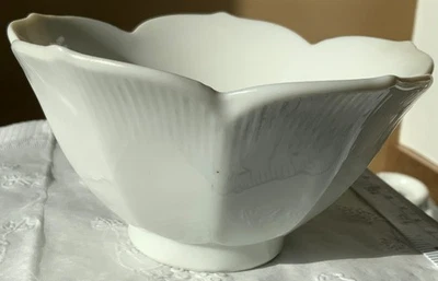 Conjunto de 3 tigelas de lótus brancas vintage - Imagem 1 de 4