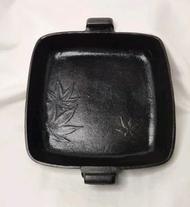Square Cast Iron Pan Floral Leaf Embossed with Handles Made in Japan 9" - Picture 1 of 7