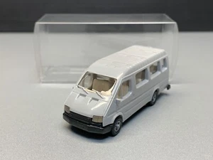 Ford Transit Transporter Finestra Persone Auto Bus Van Grigio Praline H0 1:87 - Foto 1 di 12