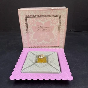 Vintage 70s Avon Fragrance Frills Field Flowers Perfume Perfumed Soap Dish Decor - Picture 1 of 12